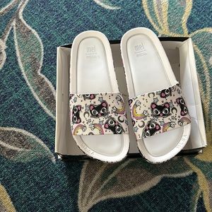 Mini Melissa Girls slides